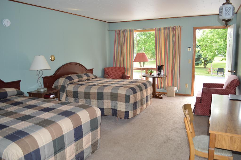 Summer Breeze Resort Висконсин Делс Номер фото